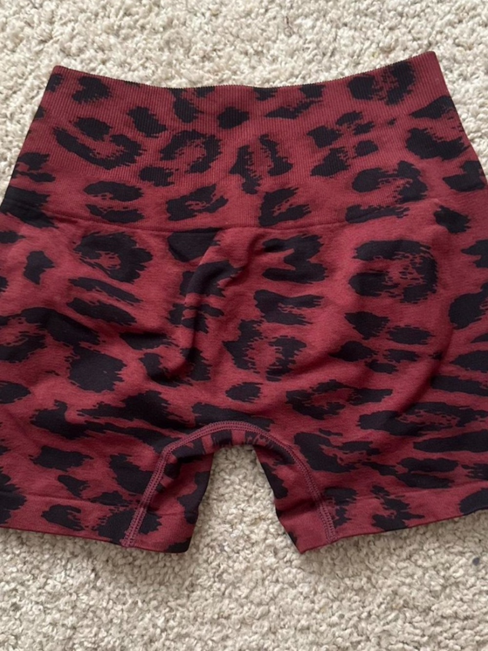 ISO Darc Sport Red and Black Leopard Seamless Athletic Shorts in Small